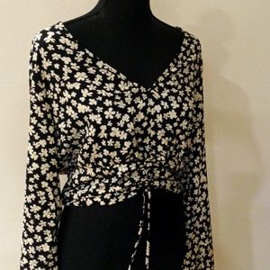 H&M Rouched floral crop top